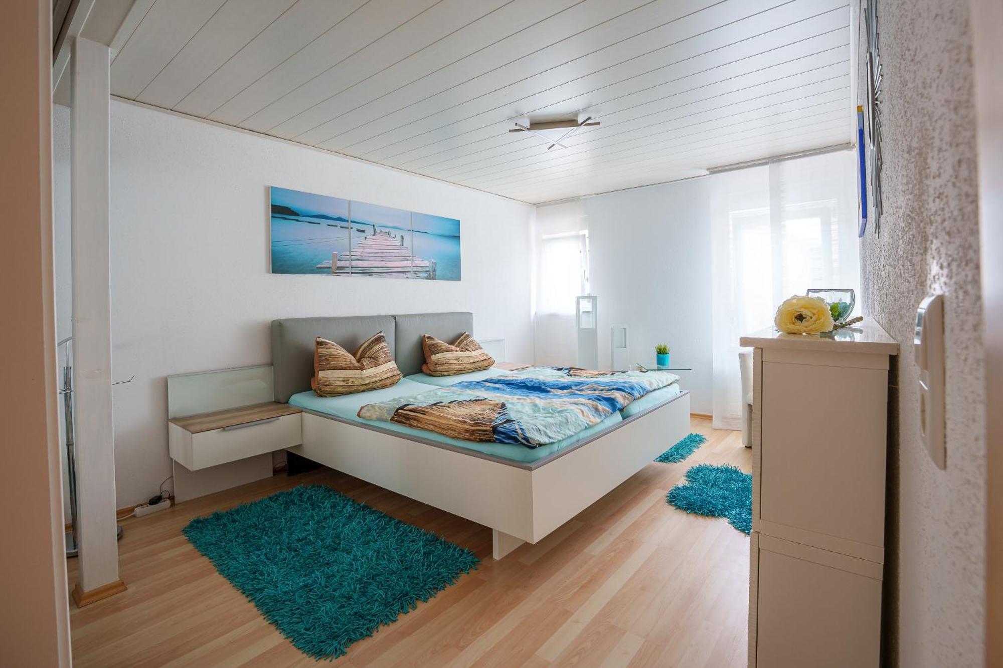 Wilhelm Appartements 100Qm Im Zentrum Brackenheim Naehe Tripsdrill Ngoại thất bức ảnh