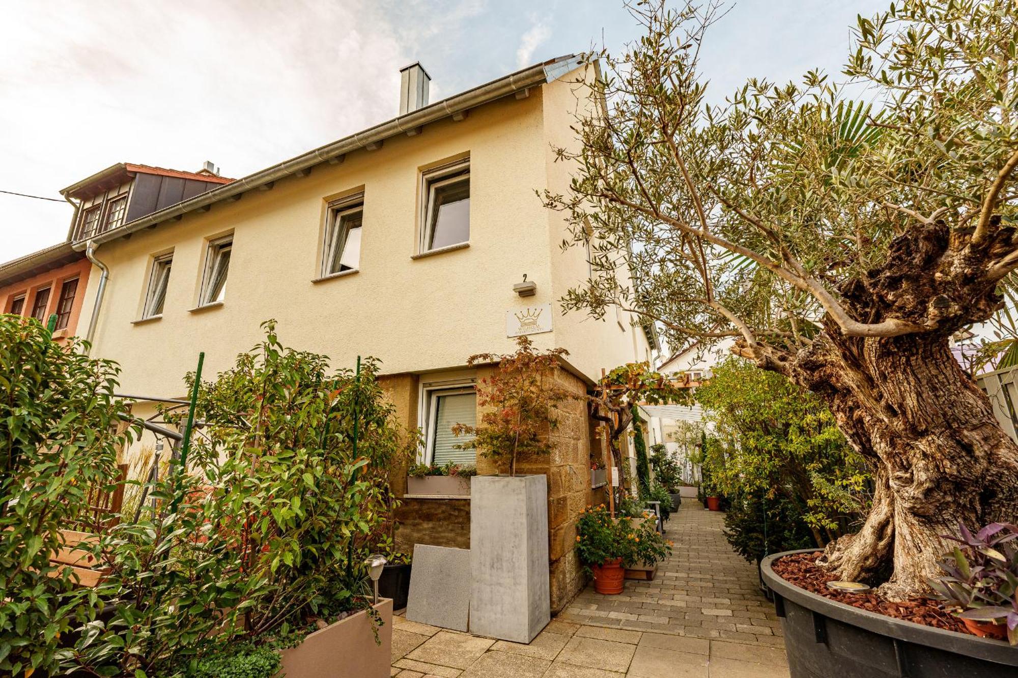 Wilhelm Appartements 100Qm Im Zentrum Brackenheim Naehe Tripsdrill Ngoại thất bức ảnh